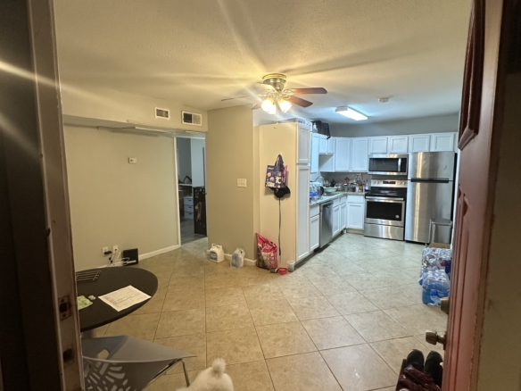 4110 College Main, apt 35, Bryan, 77801